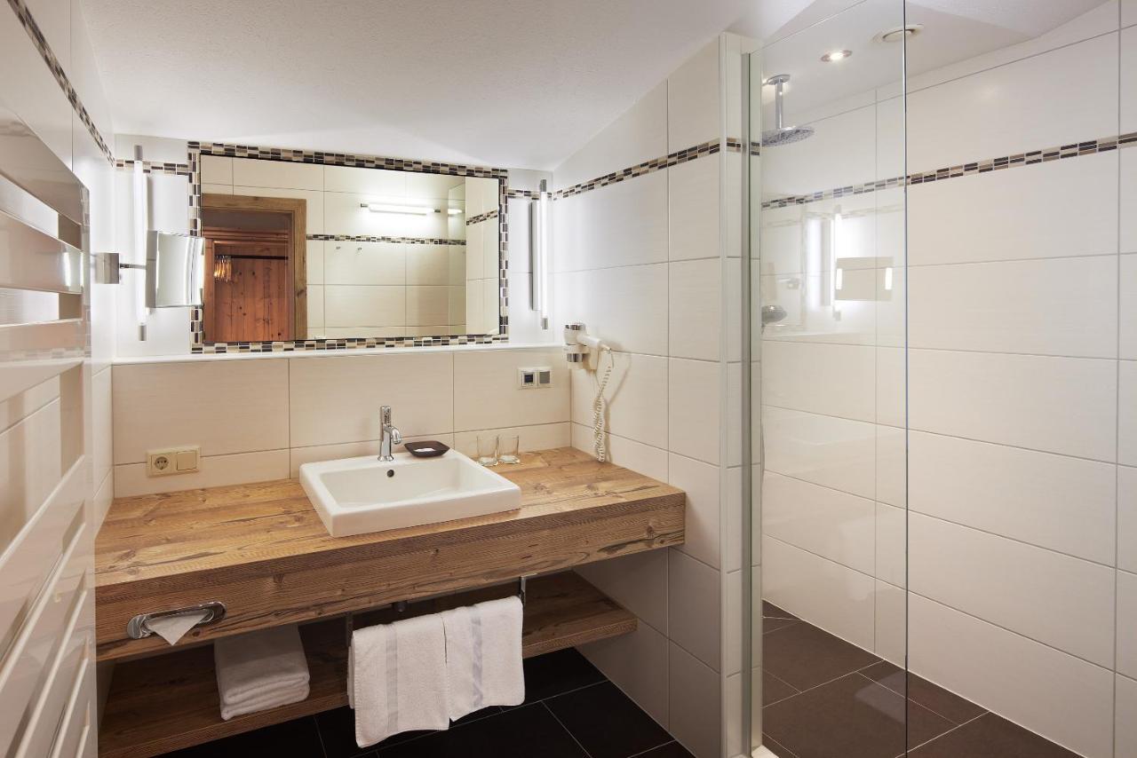 Auenhotel Tux Ngoại thất bức ảnh