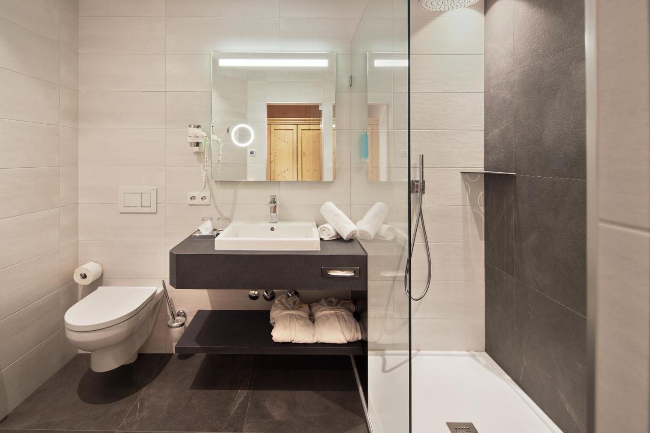 Auenhotel Tux Ngoại thất bức ảnh