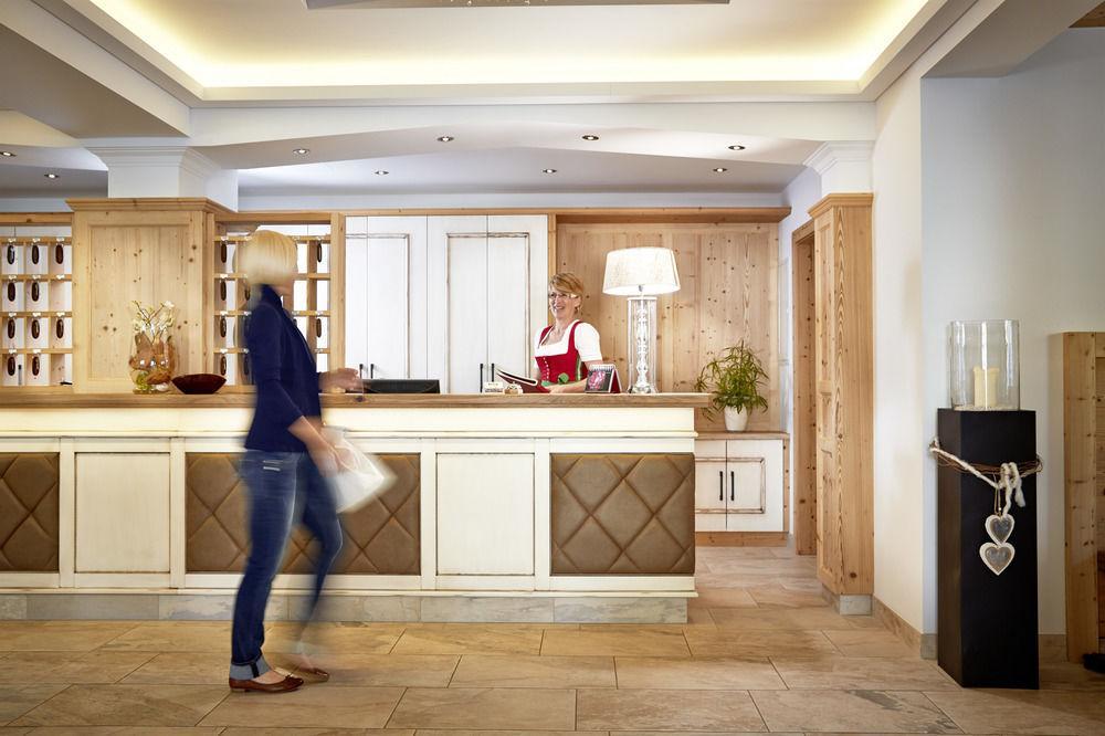 Auenhotel Tux Ngoại thất bức ảnh